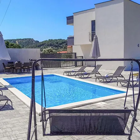Holiday home Cozy In Rab With Outdoor Swimming Pool *