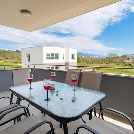 Holiday home Cozy In Rab With Outdoor Swimming Pool *
