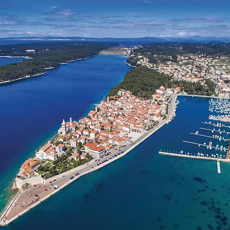 Cozy In Rab With Wifi Nyaraló *