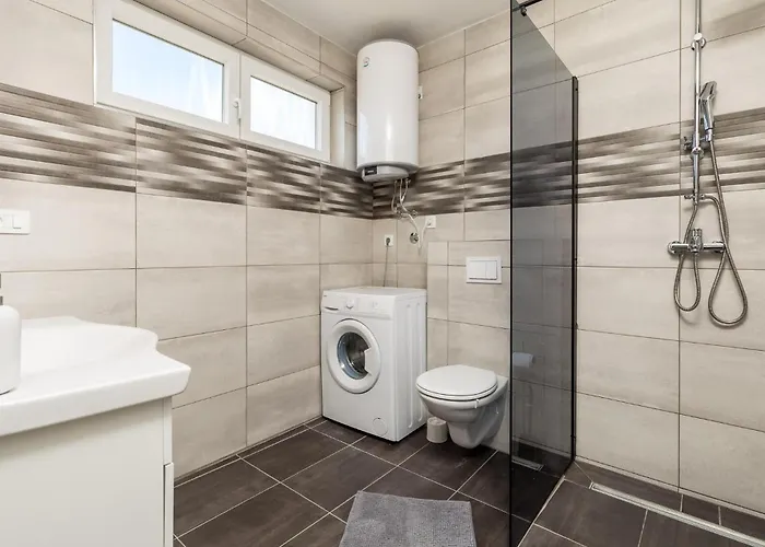 Cozy In Rab With Wifi *